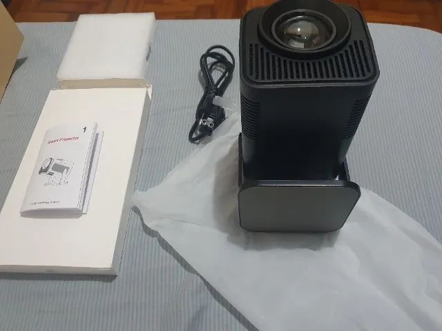 Projetor Magcubic HY320