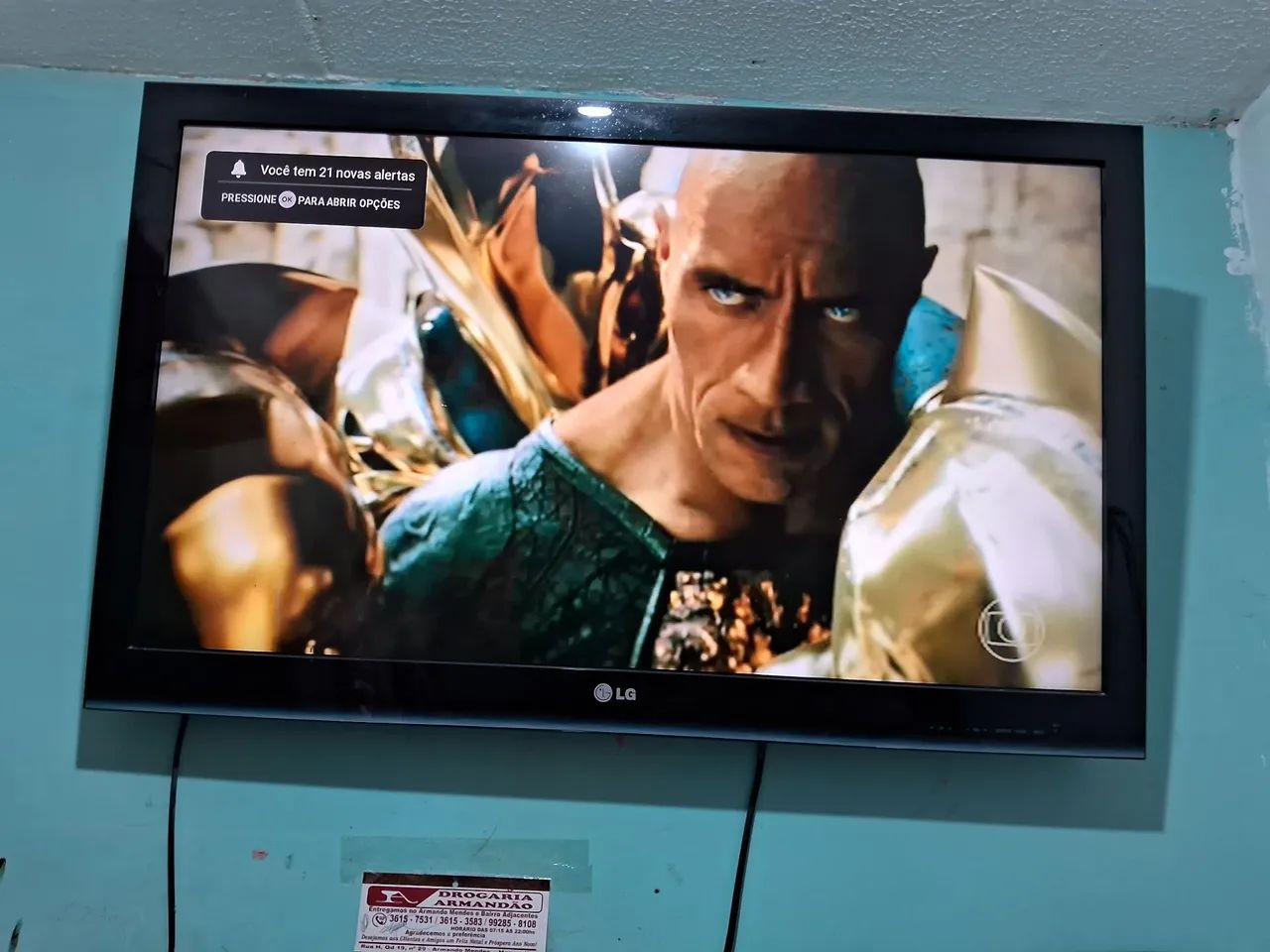 Vendo tv 42 polegadas,nao é smart