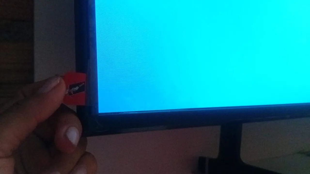 Samsung Smart TV 50 inches, like new condition with invoice and warranty, lowest price to sell64595431358210123