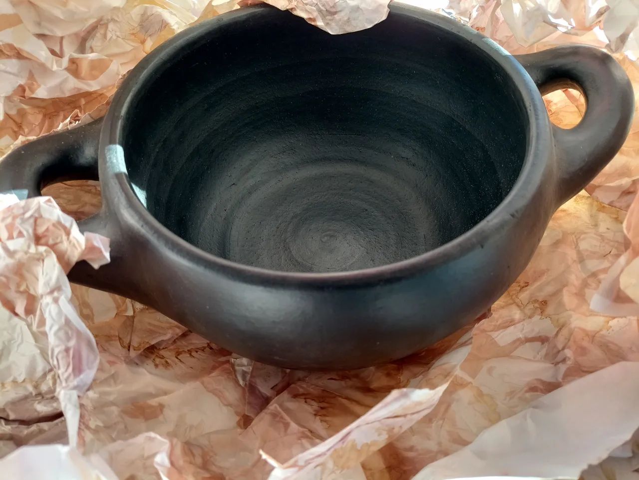 Panela de barro para servir moqueca