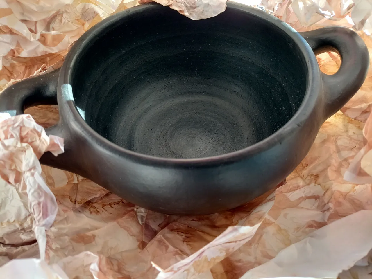 Panela de barro para servir moqueca