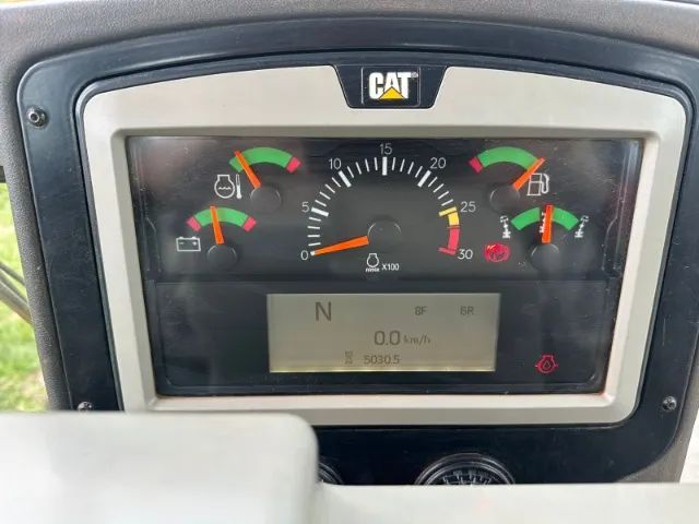 MOTONIVELADORA CATERPILLAR 140K ANO 2020 - Foto 6
