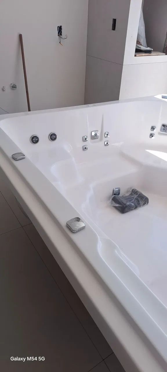 Instalação de Banheiras,Ôfuro,Spa e Piscinas. - Foto 5