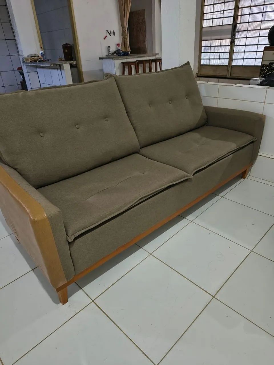Sofa 2 metros - Foto 2