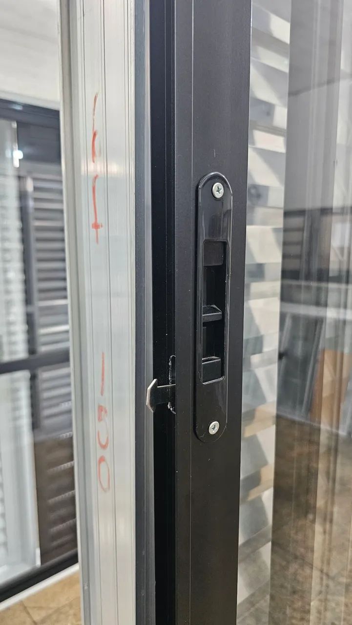 OFERTA ÚNICA - JANELA 1.00X1.20 PRETA LINHA PREMIUM REFORÇADA - Foto 4