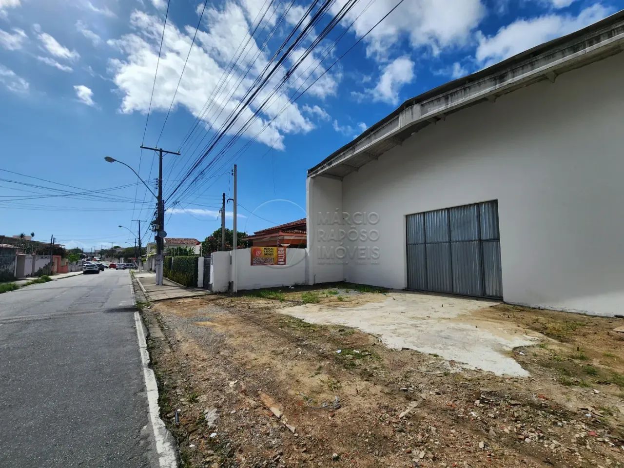 GALPÃO FAROL NO FAROL MEDINDO 450,00M²