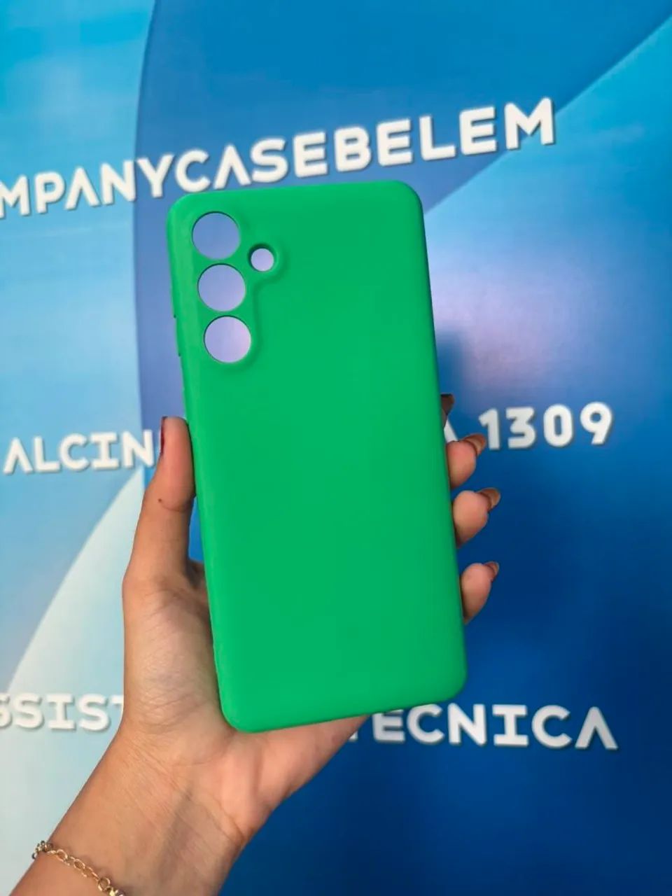 CASE AVELUDADA