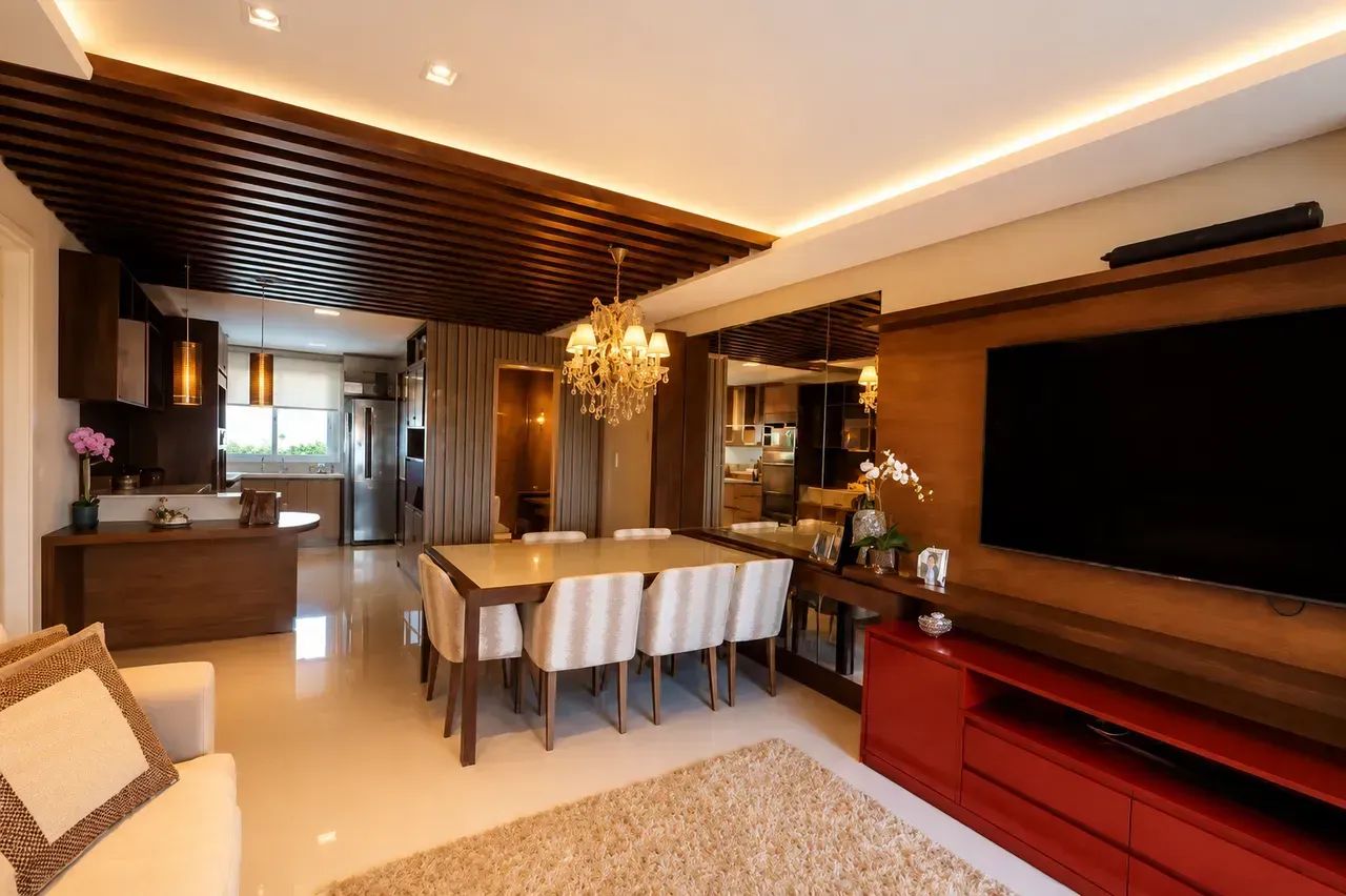 Apartamento mobiliado com 3 suítes, 4 vagas na Agronômica