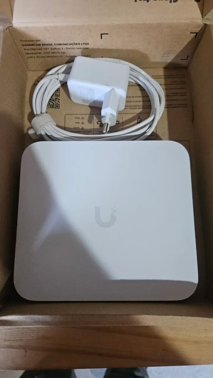 Ubiquiti Cloud Gateway Ultra (UCG-Ultra) - Foto 2