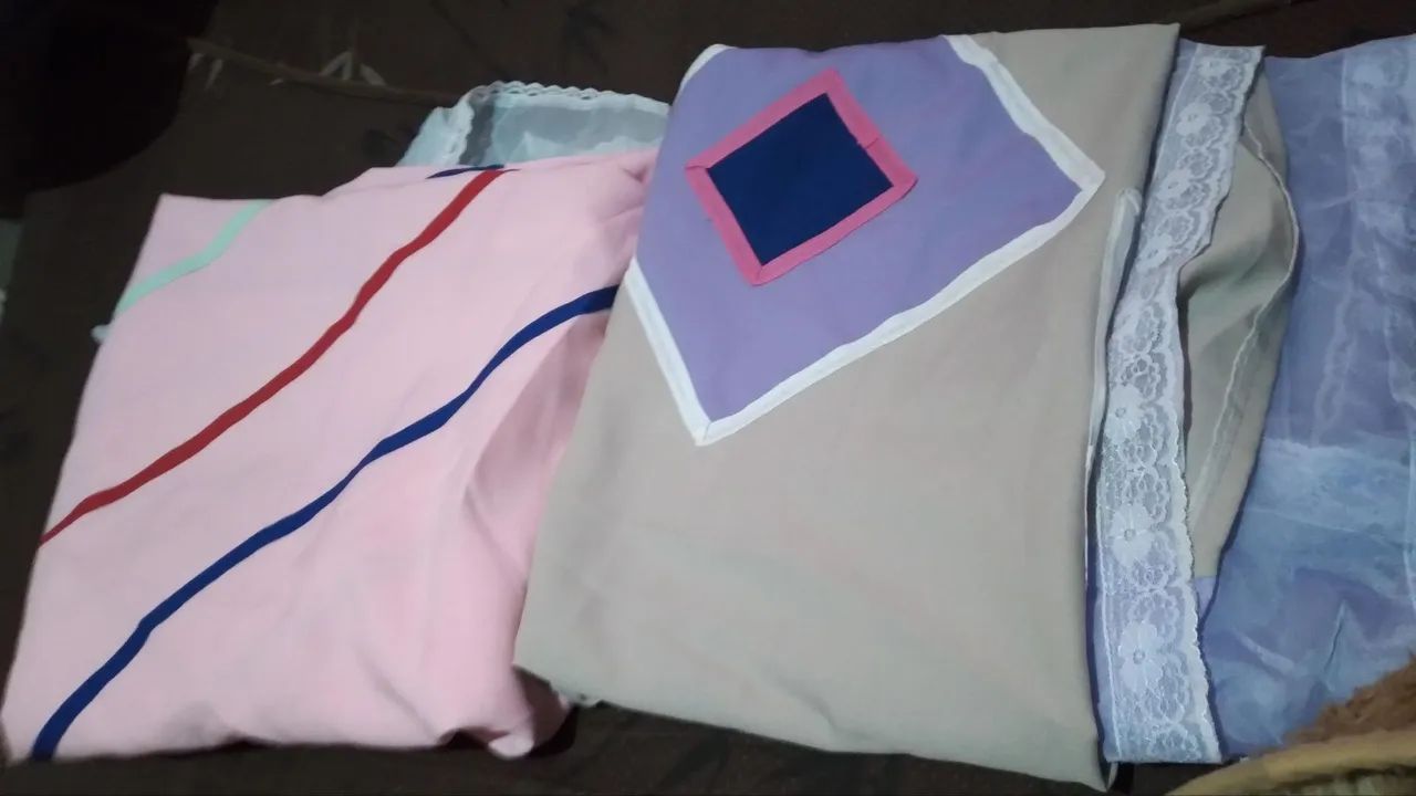 Colcha Rosa e Roxa à Venda ? - Foto 3