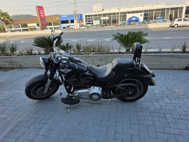 Harley-Davidson Fat Boy Low 2013 - Estilo, Conforto e Potência