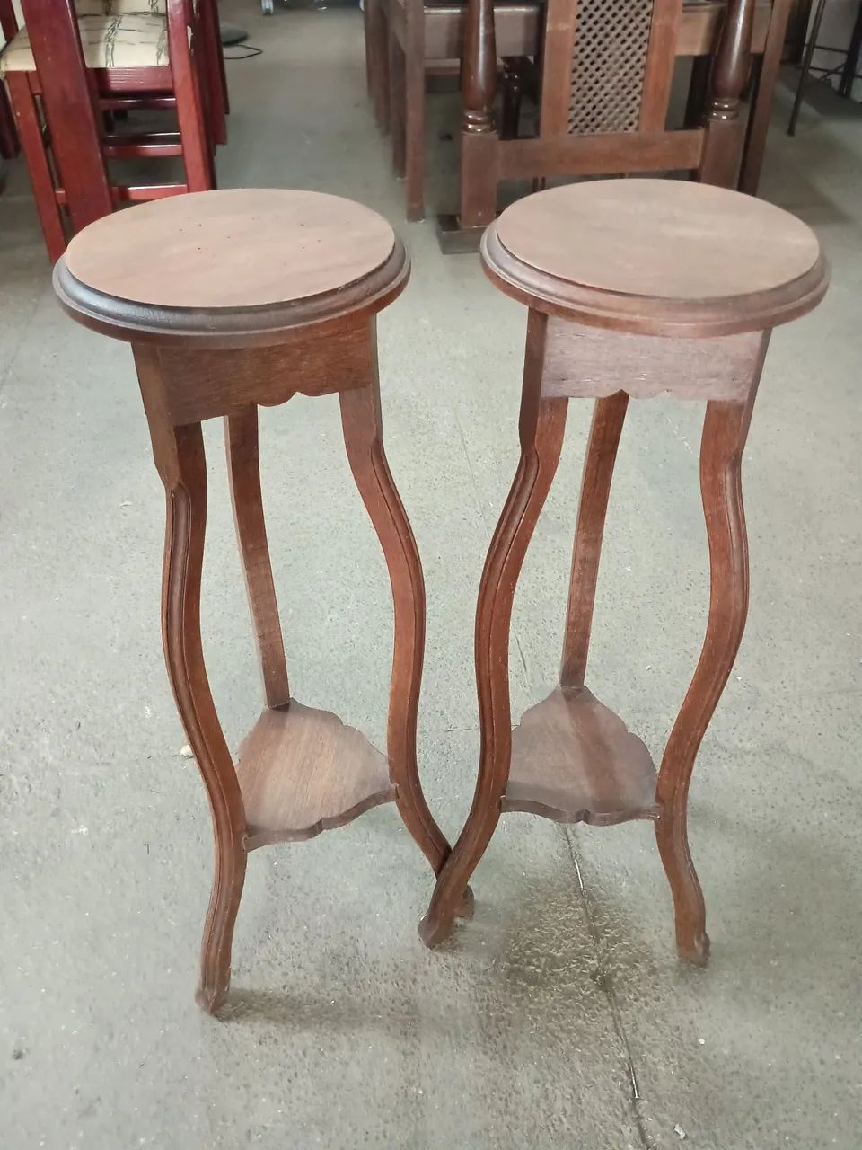 Par de colunas floreiras 