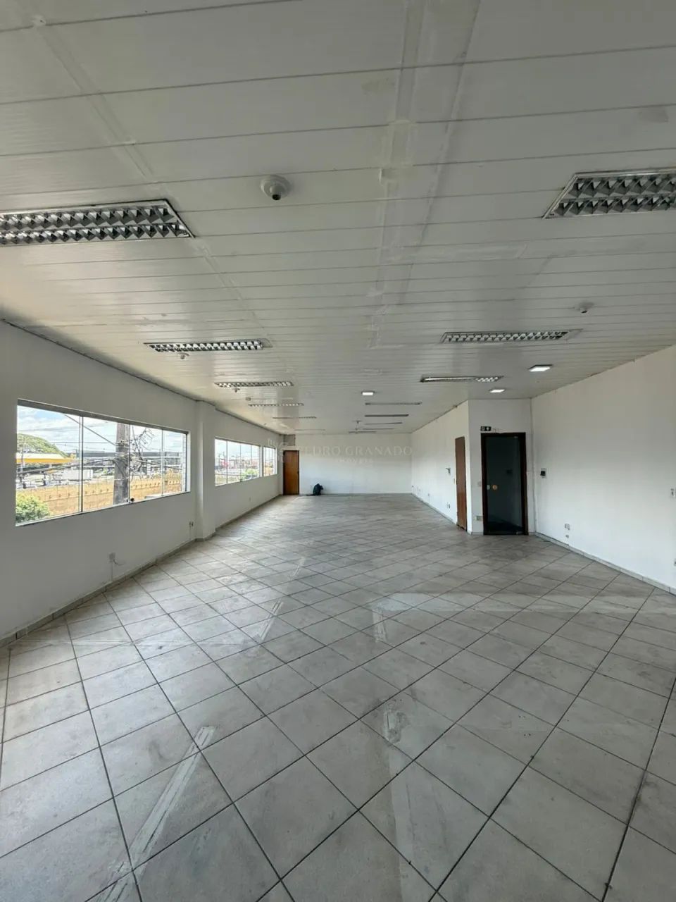 Sobreloja Comercial de 150m² em Esquina Movimentada - Sarandi/PR - Foto 5