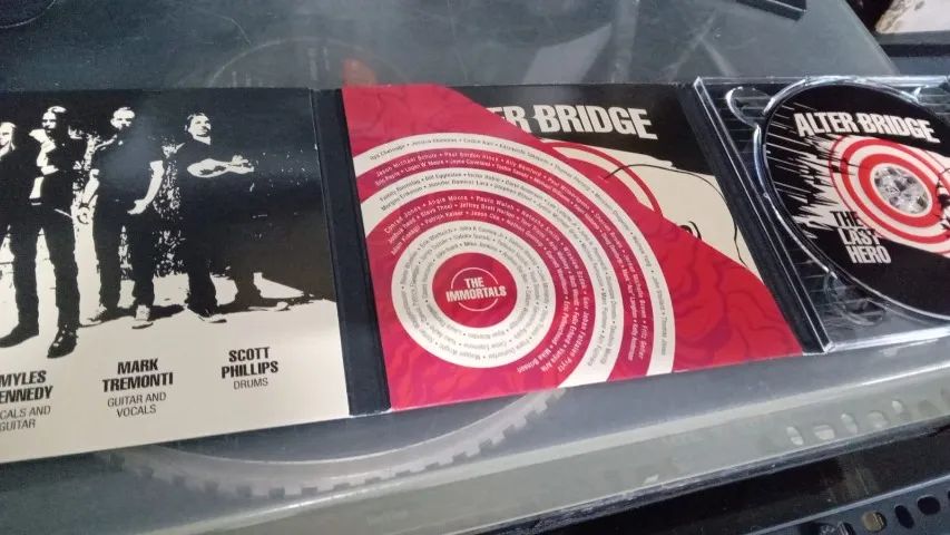CD Digipack Alter Bridge - The Last Hero Importado Novo - Foto 5