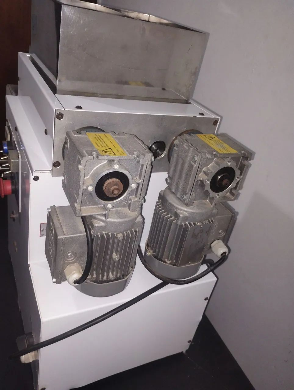 Vendo máquina modeladora de salgados  - Foto 5