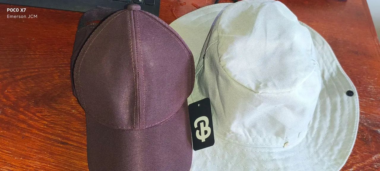 Kit Caminhada Premium: Boné Marrom + Chapéu Australiano (Praticamente Novos)