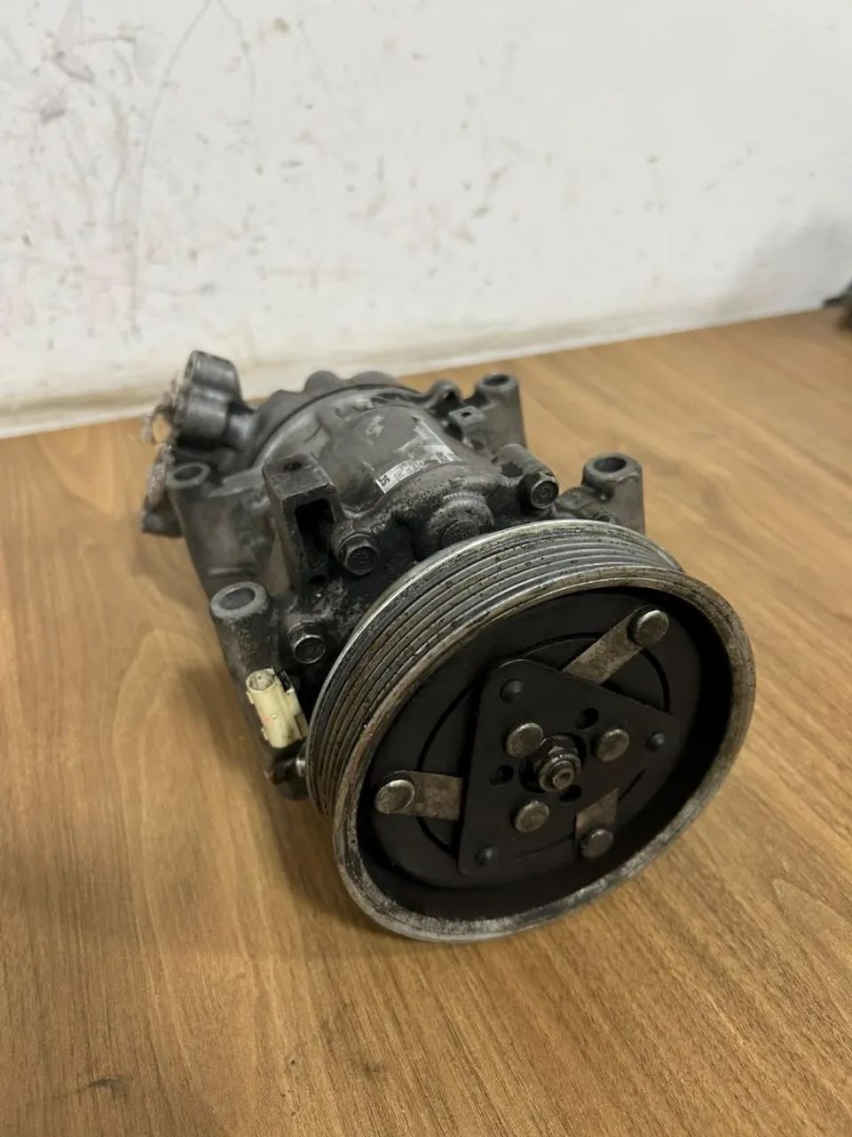 Compressor de ar. Clio 1.0 16v  - Foto 4