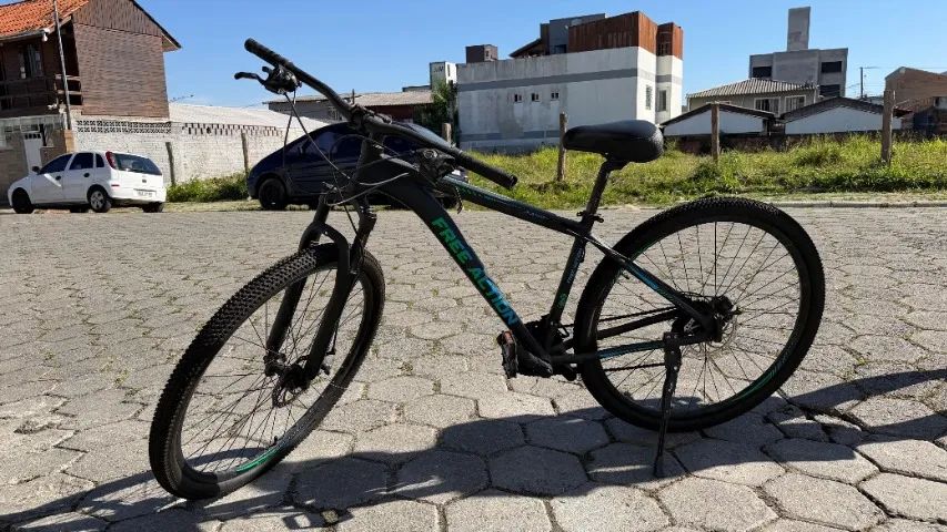 Bicicleta Free Action, aro 29, com marcha - Foto 3