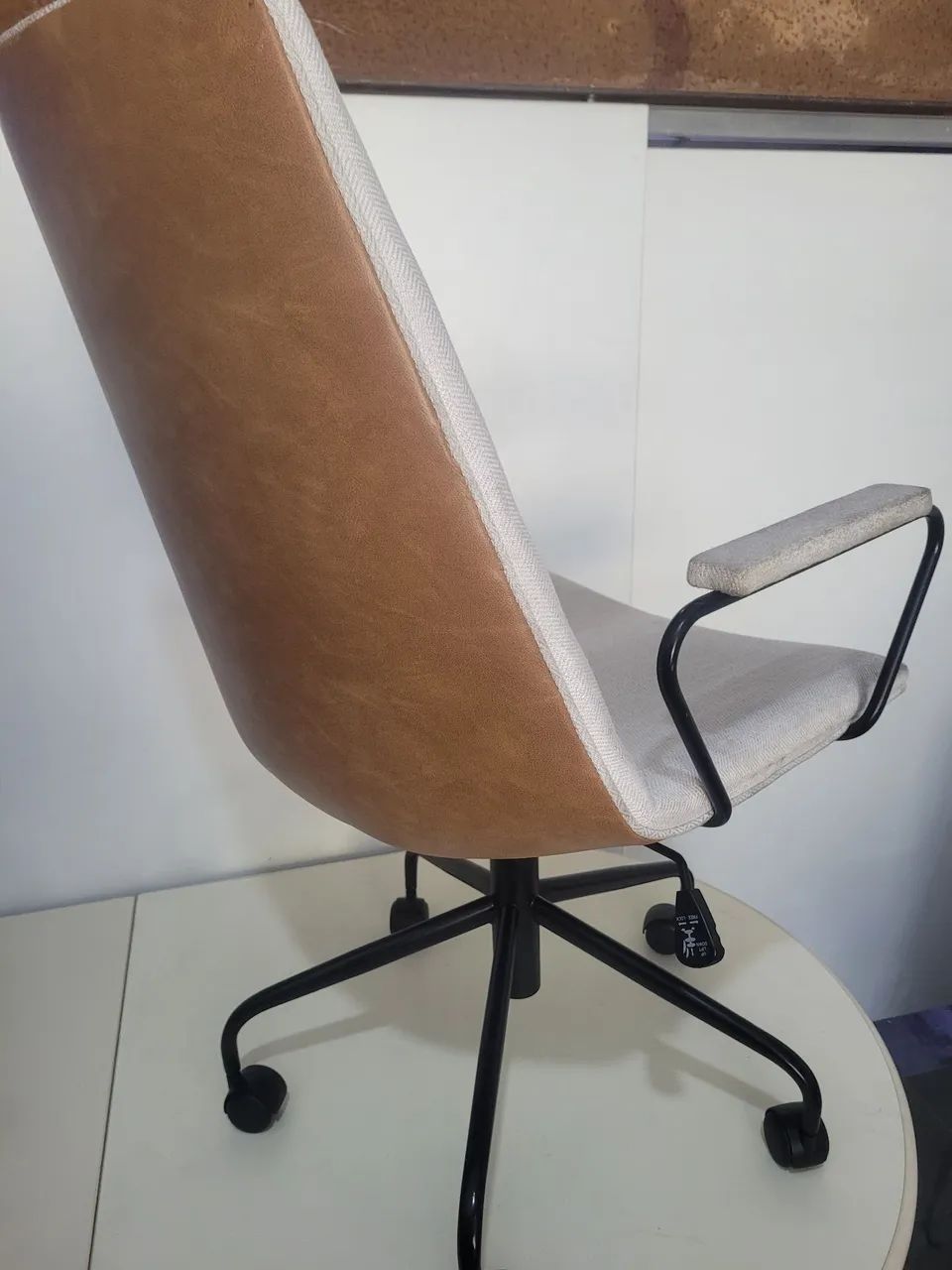 Cadeira Escritório Giratória Évora Alta - Foto 2
