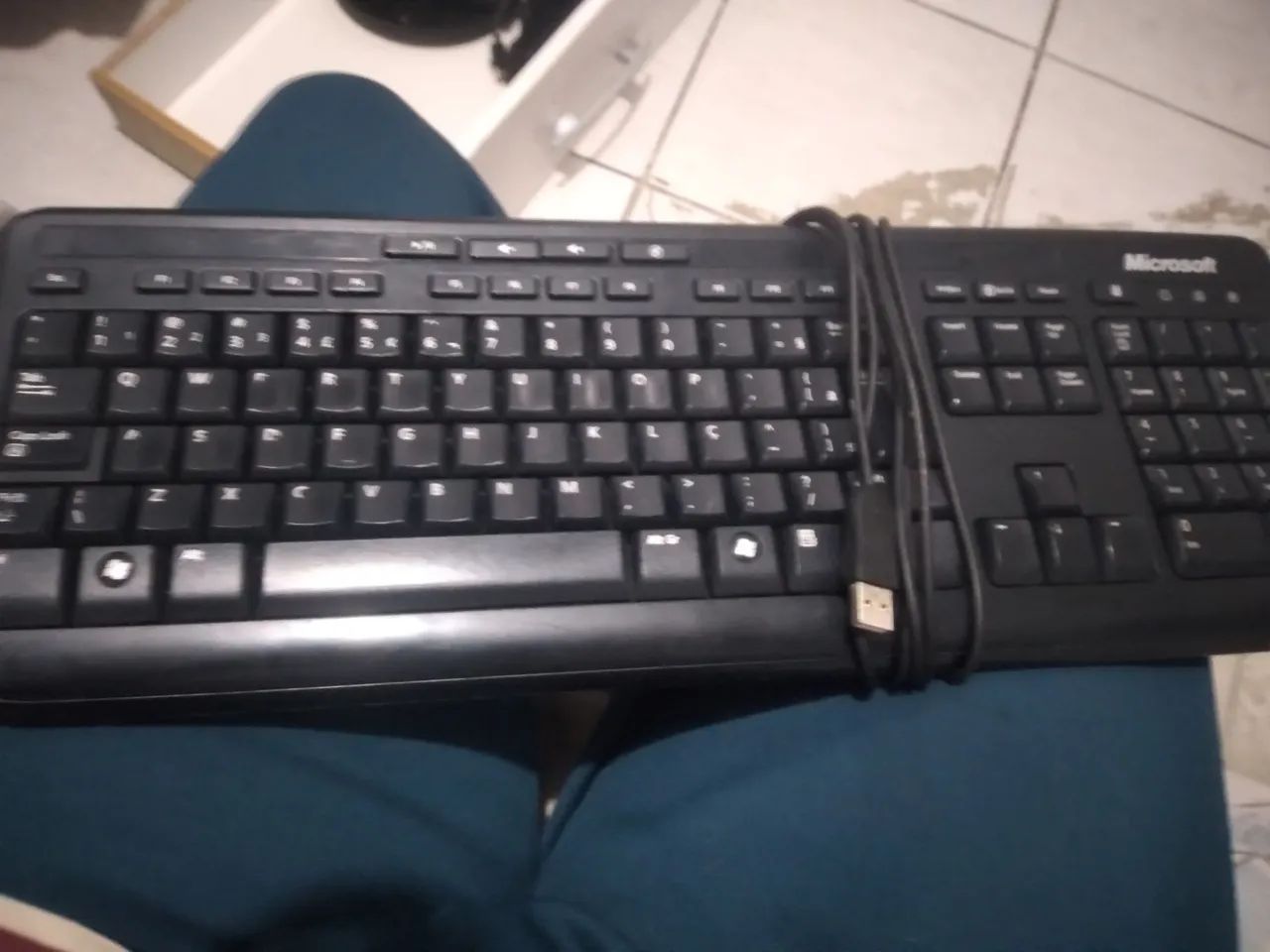 Teclado Microsoft Wired Keyboard 600 (Com Fio) 