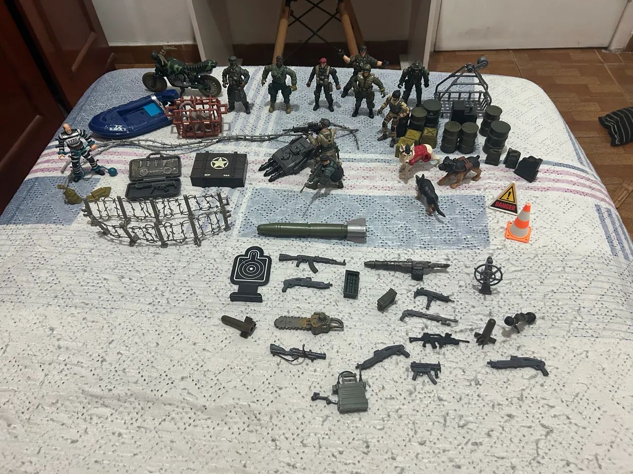 Brinquedos comando em ação  - Foto 2
