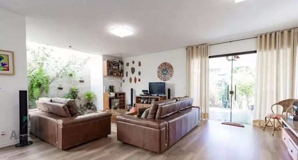 CASA PARA VENDA NO BROOKLIN COM TERRENO DE 500M²
