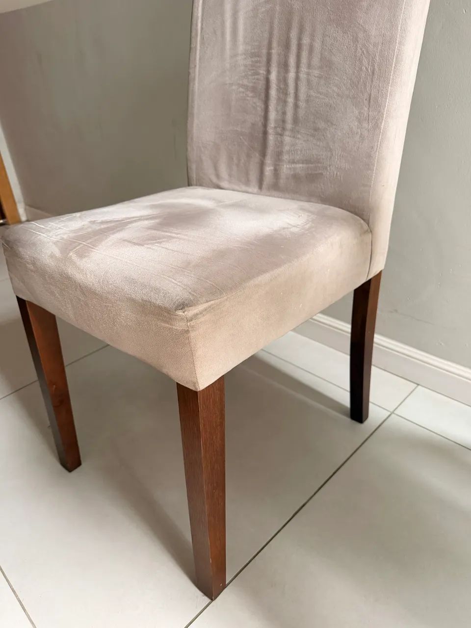 4 Cadeiras de madeira para mesa de jantar  - Foto 4