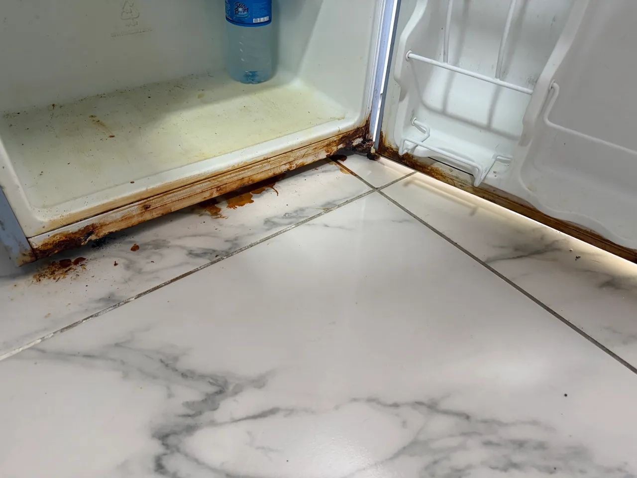 Frigobar Midea - Foto 5