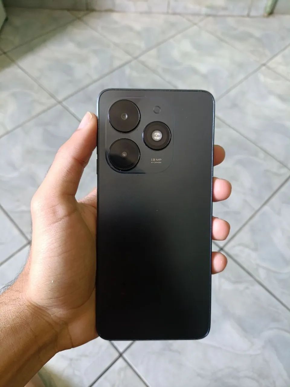 Tecno Spark Go 2024 128GB 4GB RAM - Celular Conservado - Foto 2