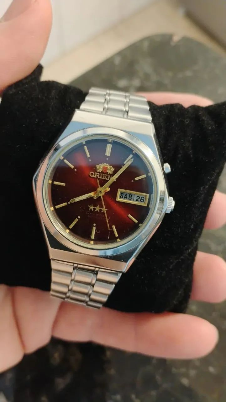 Orient vermelho vinho