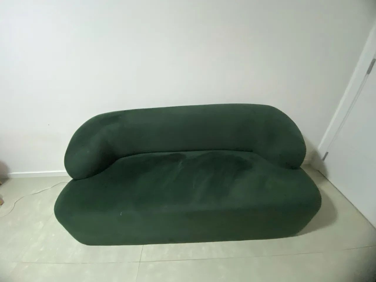 Sofá NOVO modelo orgânico - Lindo !!!  - Foto 4