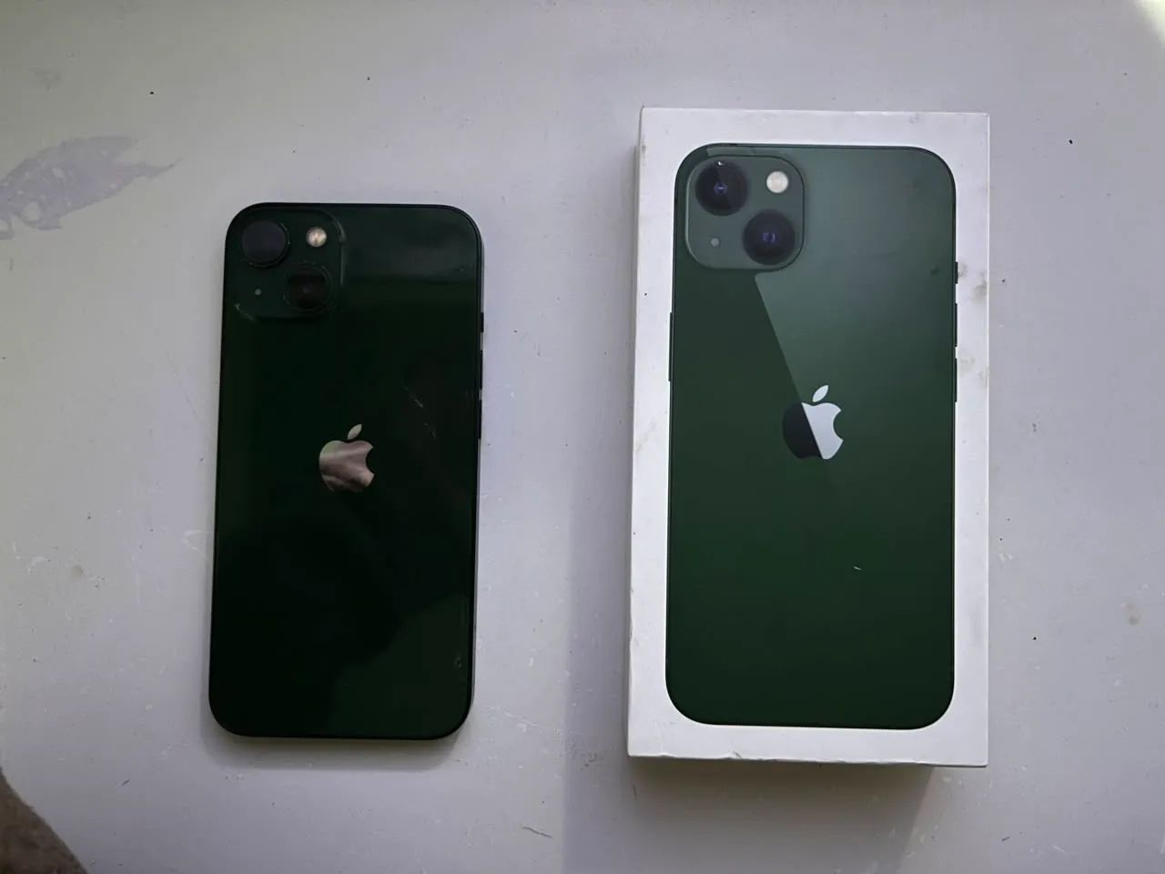 iPhone 13 verde - Foto 2