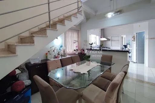 Casa de condomínio para alugar com 310m², 5 quartos e 4 vagas - Foto 2