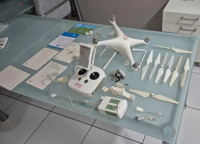 Controle e carcaça Drone Phantom 4 PRO
