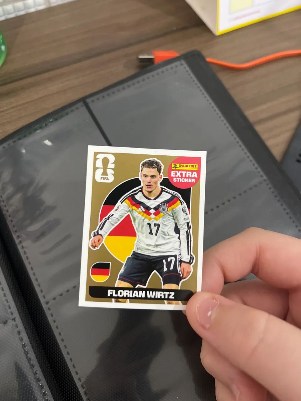 Figurinha legend florian wirtz gold - Foto 3