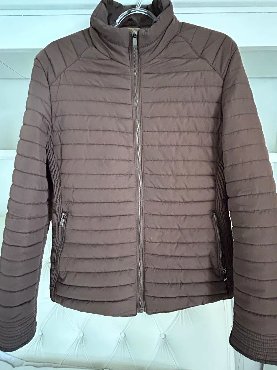 Jaqueta puffer marrom G