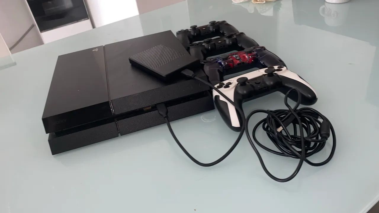 PS4 PlayStation 4 