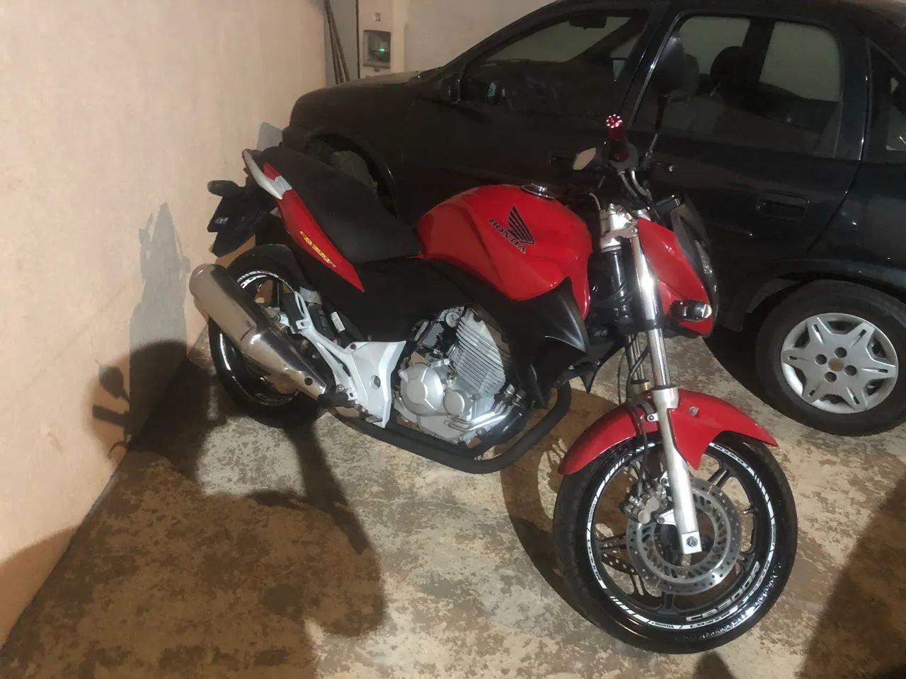 CB300R  - Foto 2