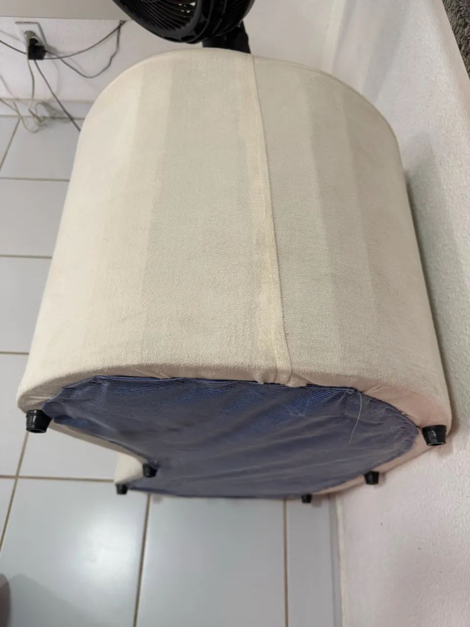 VENDE SE UM LINDO PUFF - Foto 4
