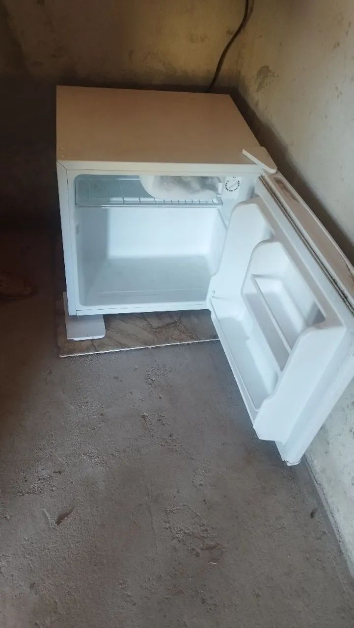 Vendo frigobar de marca Philco  - Foto 3