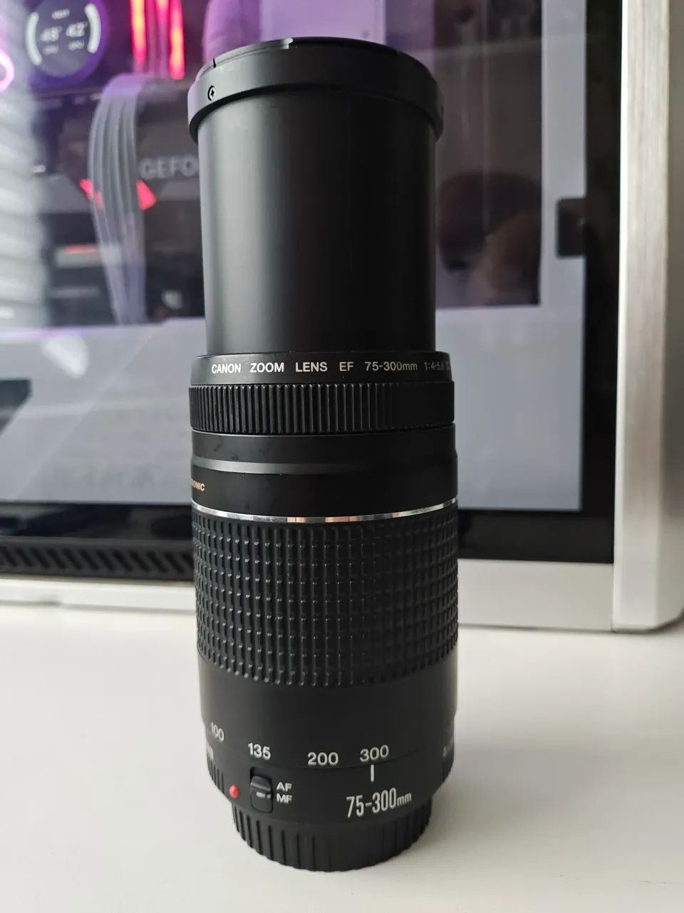 Canon EF 75-300mm f4-5.6 III - Foto 3