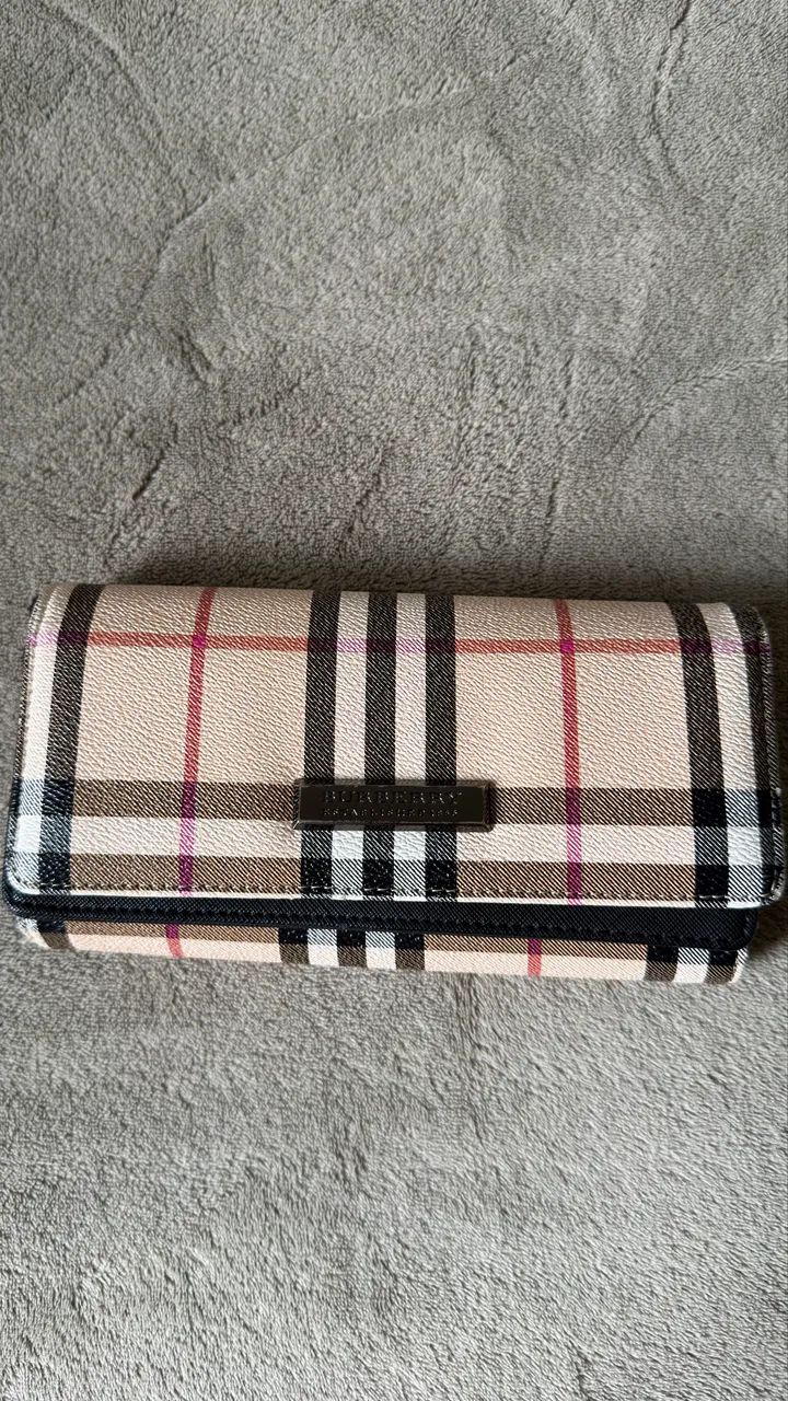 Carteira Burberry