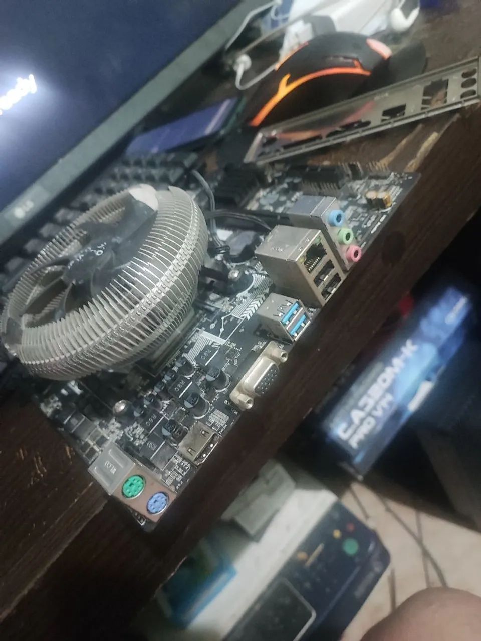Kit upgrade gamer/Ryzen 3400G(vega11) /8gb de memoria ram ddr4/ placa mãe com HDMI