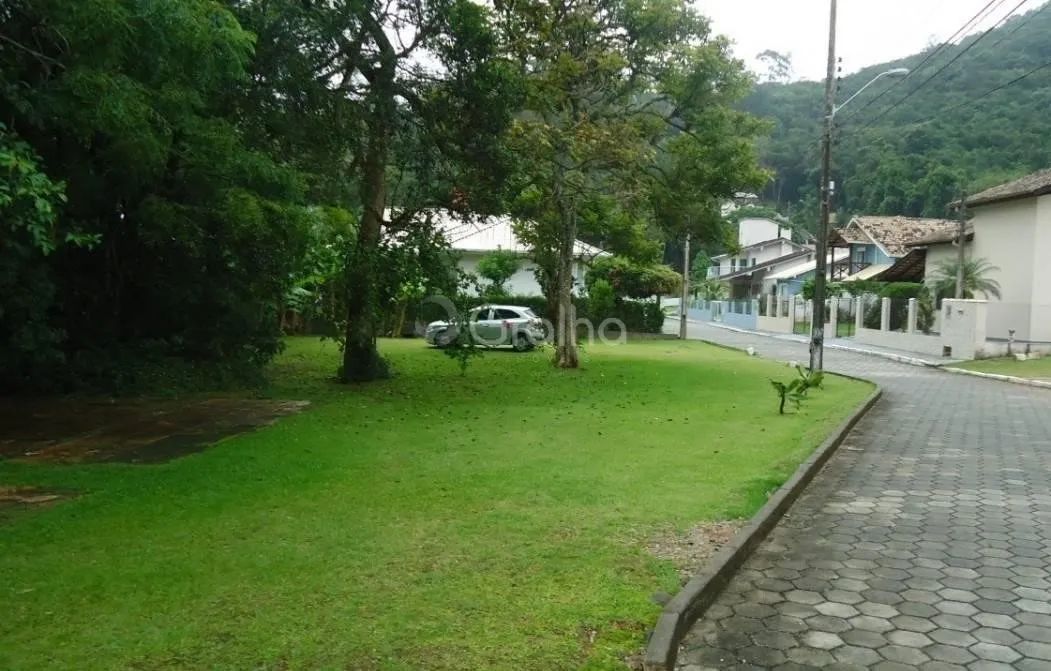 Terreno de 1.435 m² em Sambaqui - Foto 4