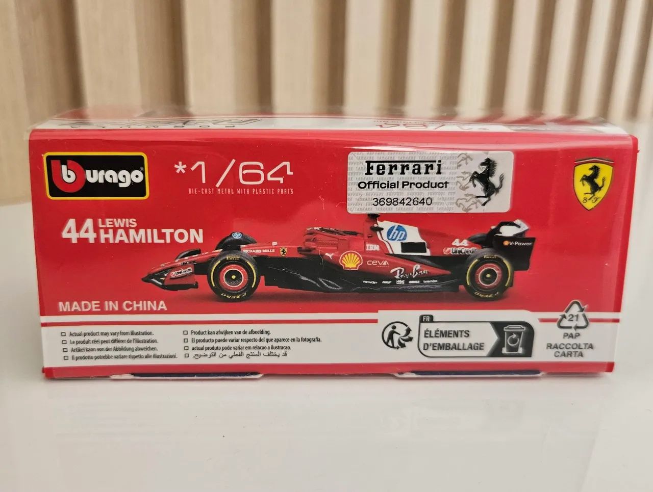 Burago Fórmula 1 - Miniatura Ferrari  SF-25 - #44 - L Hamilton - Foto 2