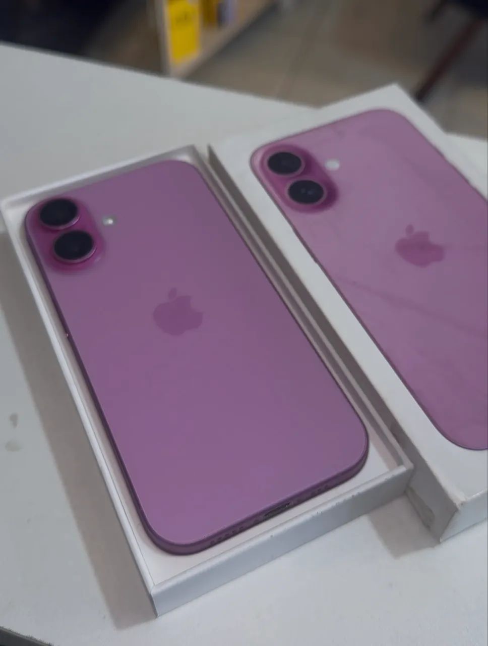 iPhone 16  - Foto 2