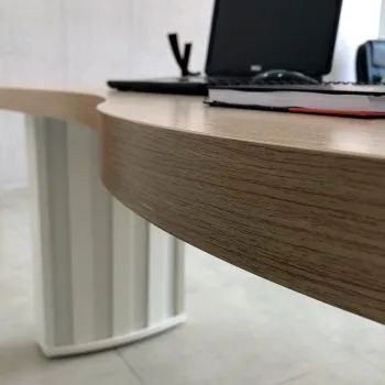 Mesa com design moderno escritório  - Foto 4