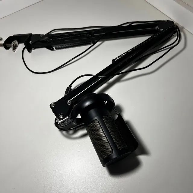 Microfone + suporte (braço)