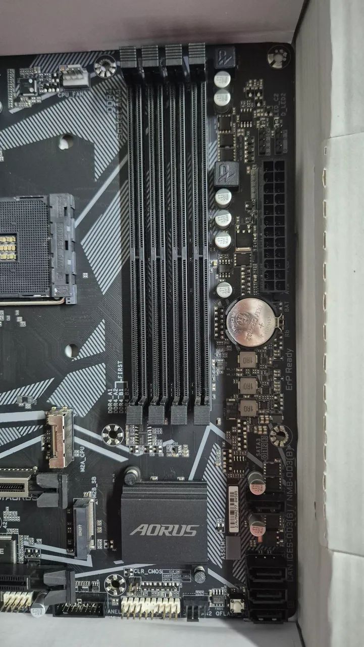 Placa mãe B550 aorus elite  - Foto 4