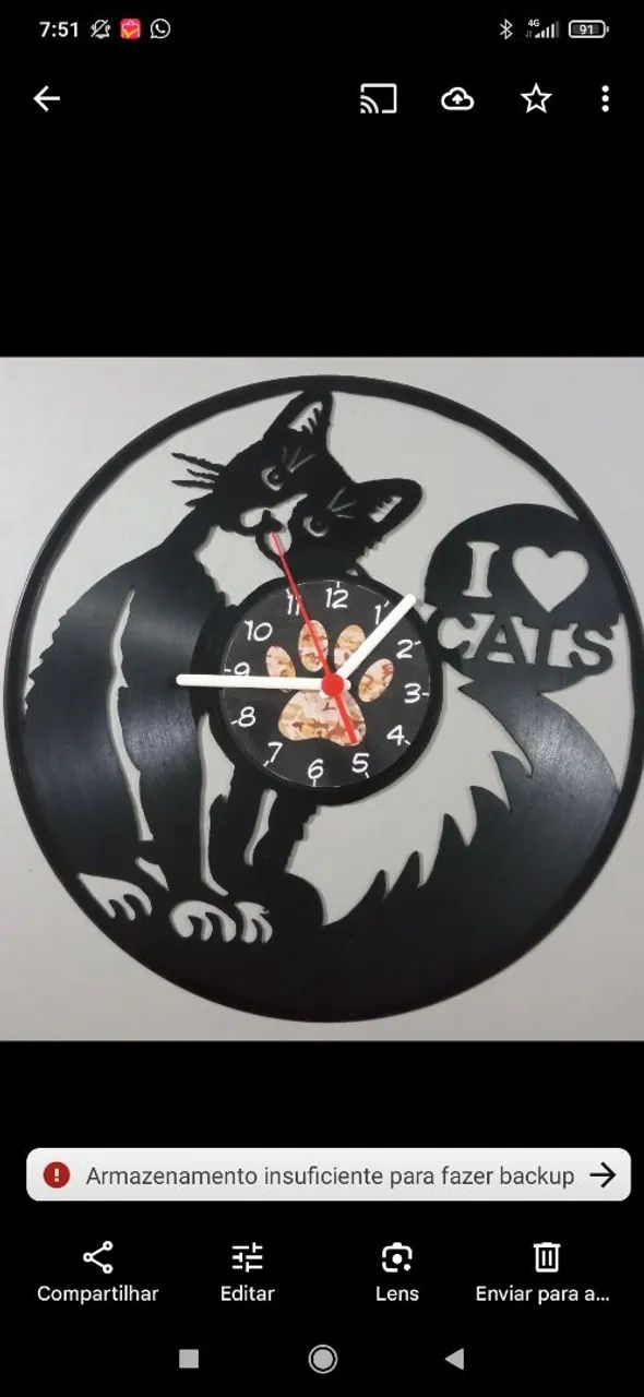 Relógio artesanal feito em discos de vinil, pets, Idea para decorar ambientes e funciona. - Foto 3